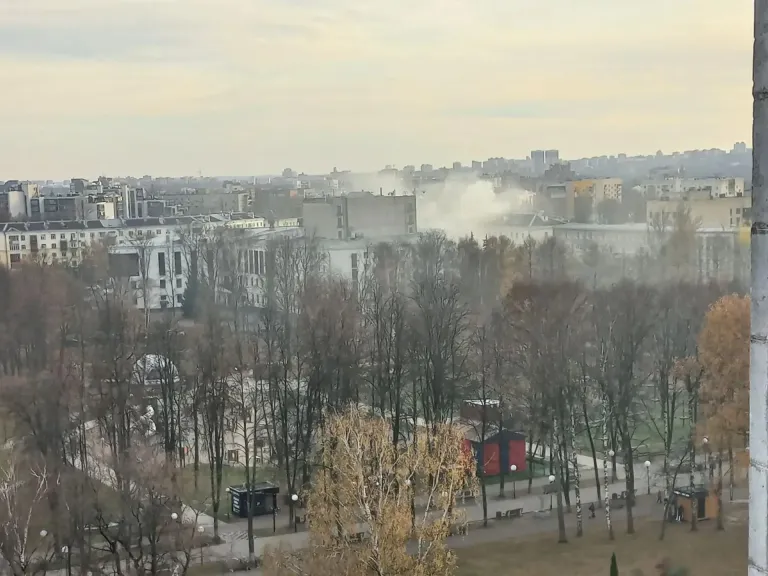В Ярославле загорелась кухня в пятиэтажке на проспекте Ленина