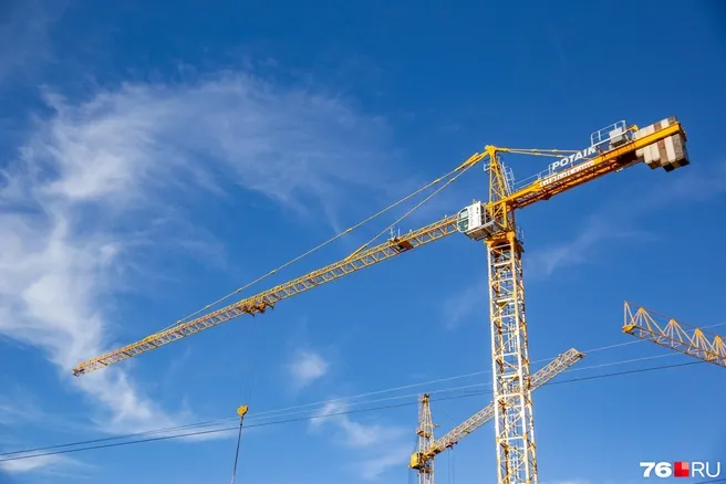 В Ярославле на Угличской выставлен под магазин участок за 2,9 млн в год
